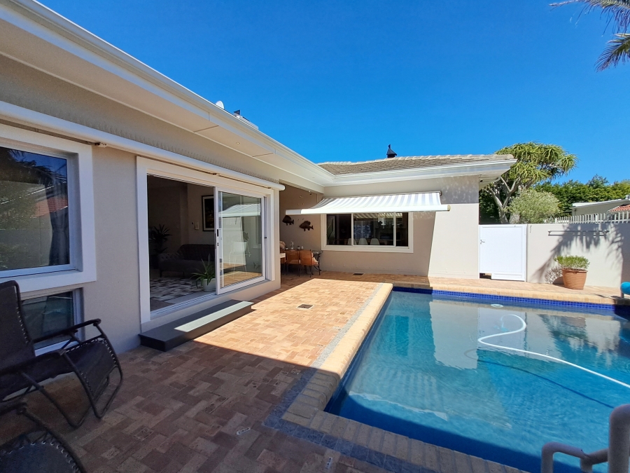 4 Bedroom Property for Sale in Steynsrust Western Cape